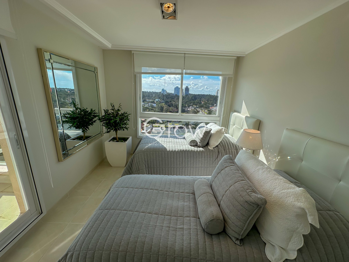 Apartamento ID.3017 - Exclusivo departamento en Torre de categoría en Playa Mansa!