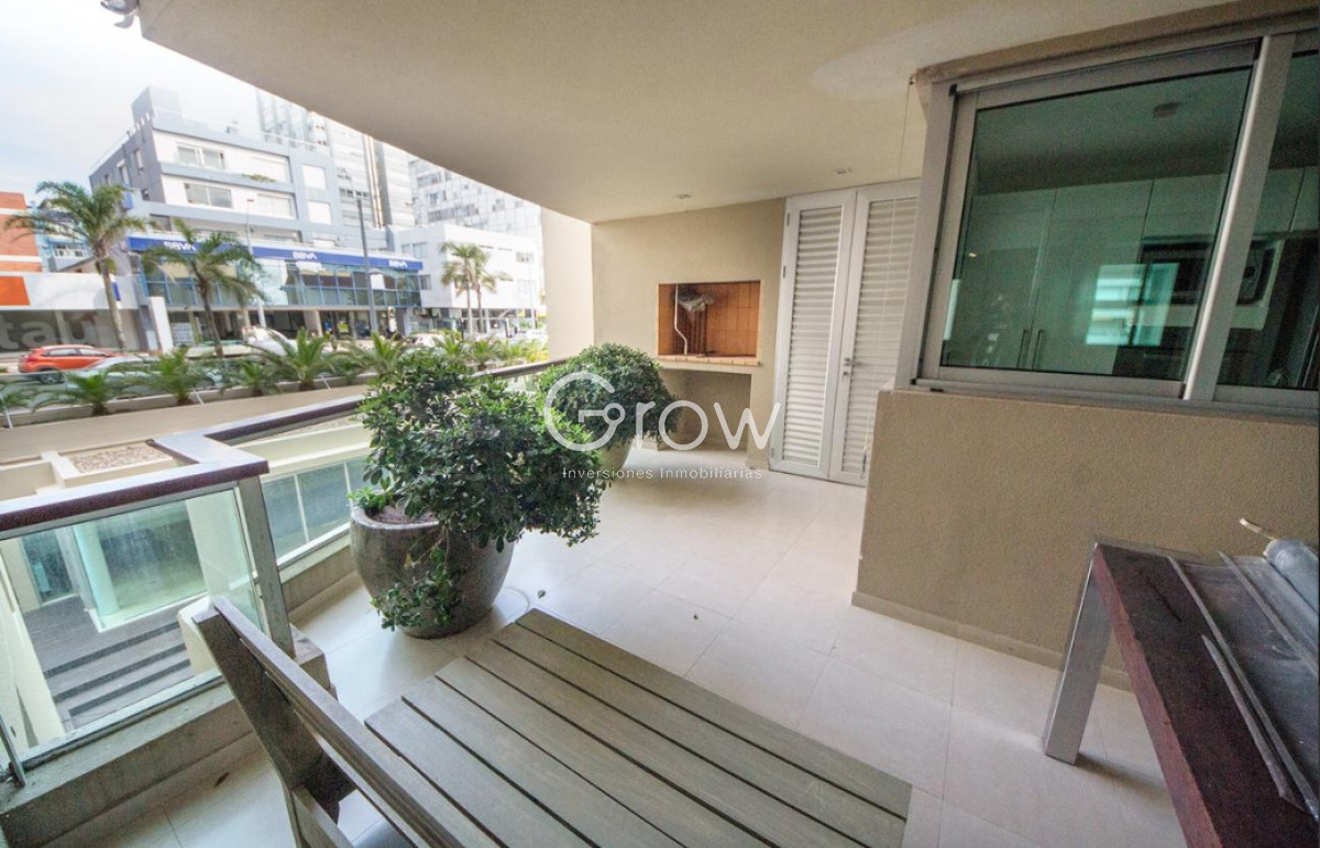 Apartamento ID.2119 - Espectacular Departamento en el Puerto de Punta del Este