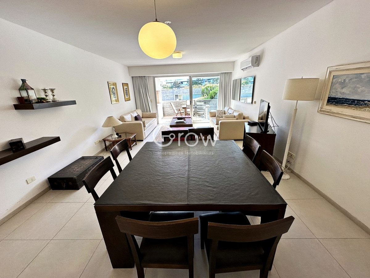 Apartamento ID.859 - Categoría en primera linea de Playa Brava