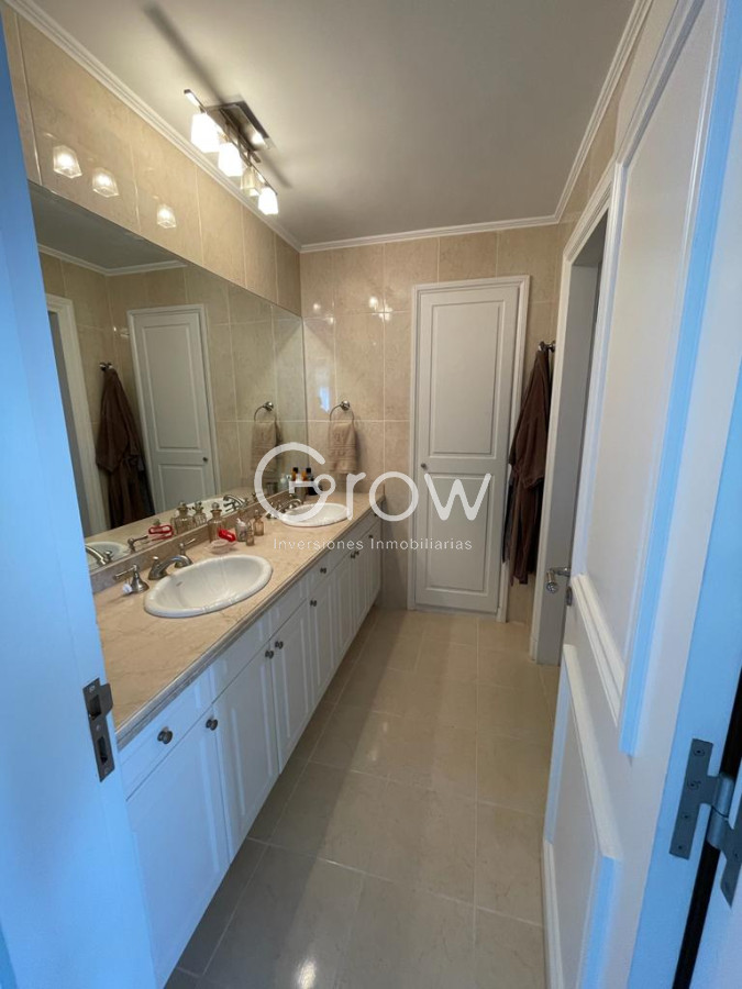 Apartamento ID.2149 - Exclusivo apartamento en edificio premium en Playa Mansa!