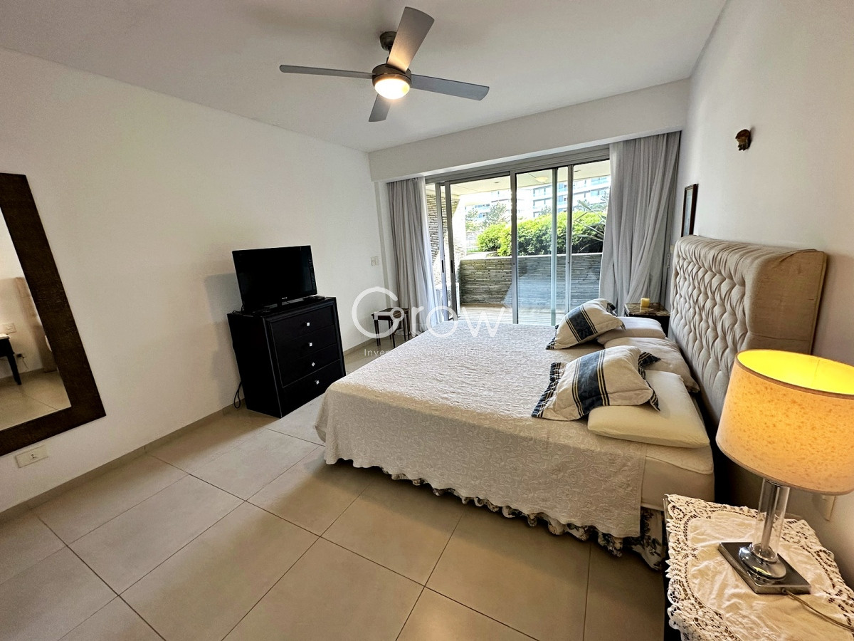 Apartamento ID.859 - Categoría en primera linea de Playa Brava