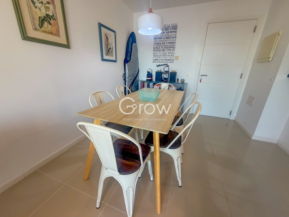 Apartamento ID.3533 - OPORTUNIDAD UNICA! Depto en excelente estado con vistas al mar U$S 239.000!