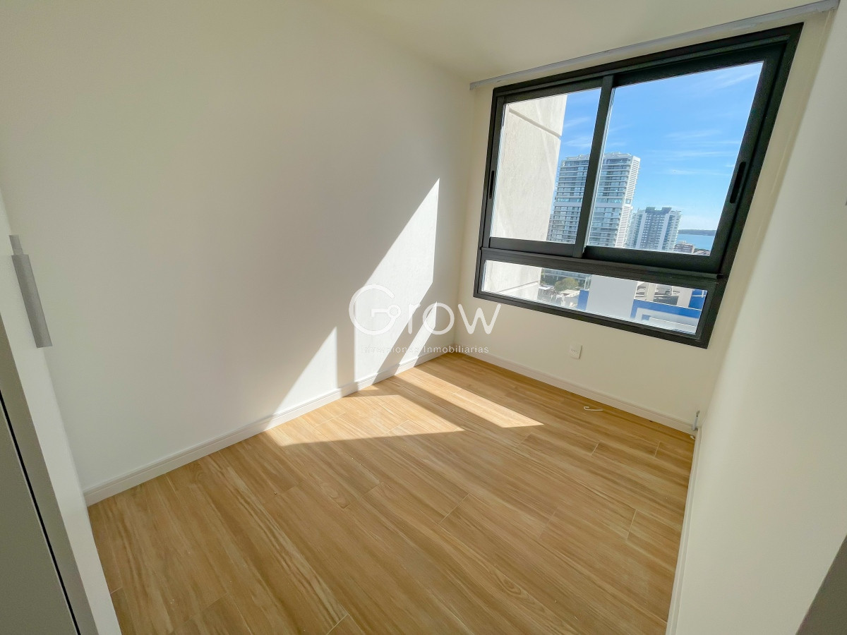 Apartamento ID.1735 - Apartamento a estrenar en piso alto, Playa Brava!
