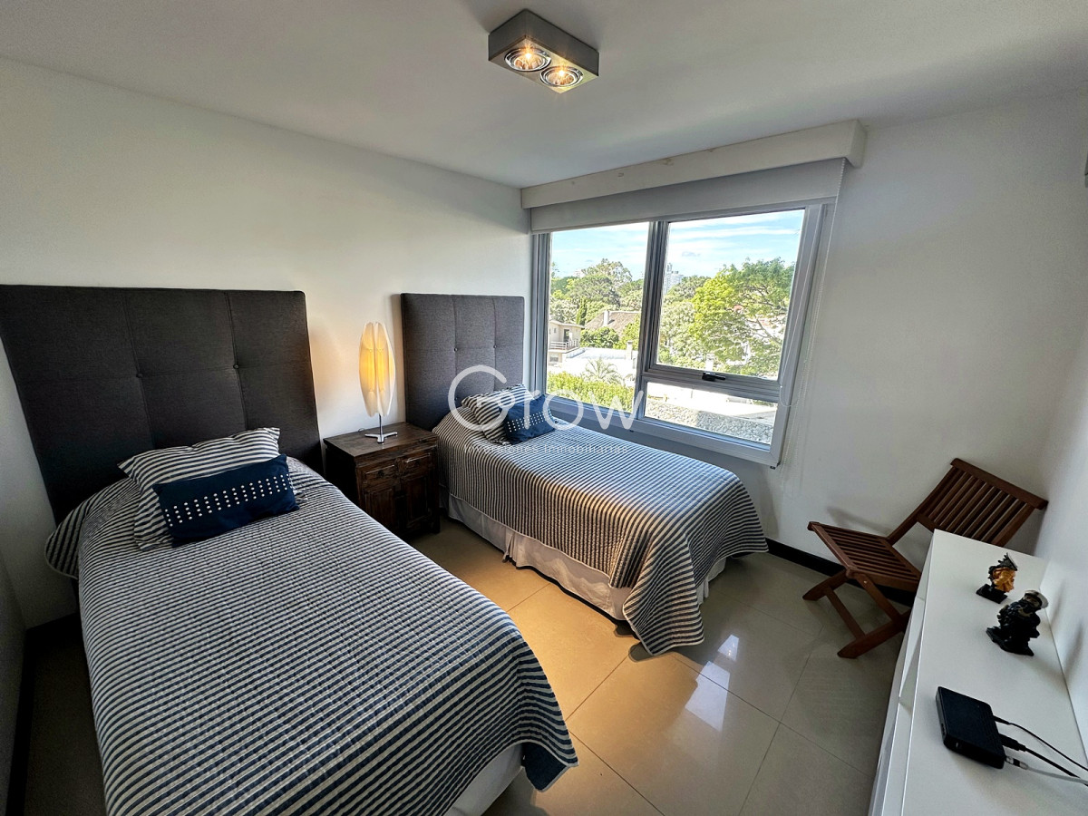 Apartamento ID.3271 - Gala Tower. Pda 4, exclusivo departamento a solo pasos del Mar en Playa Mansa.