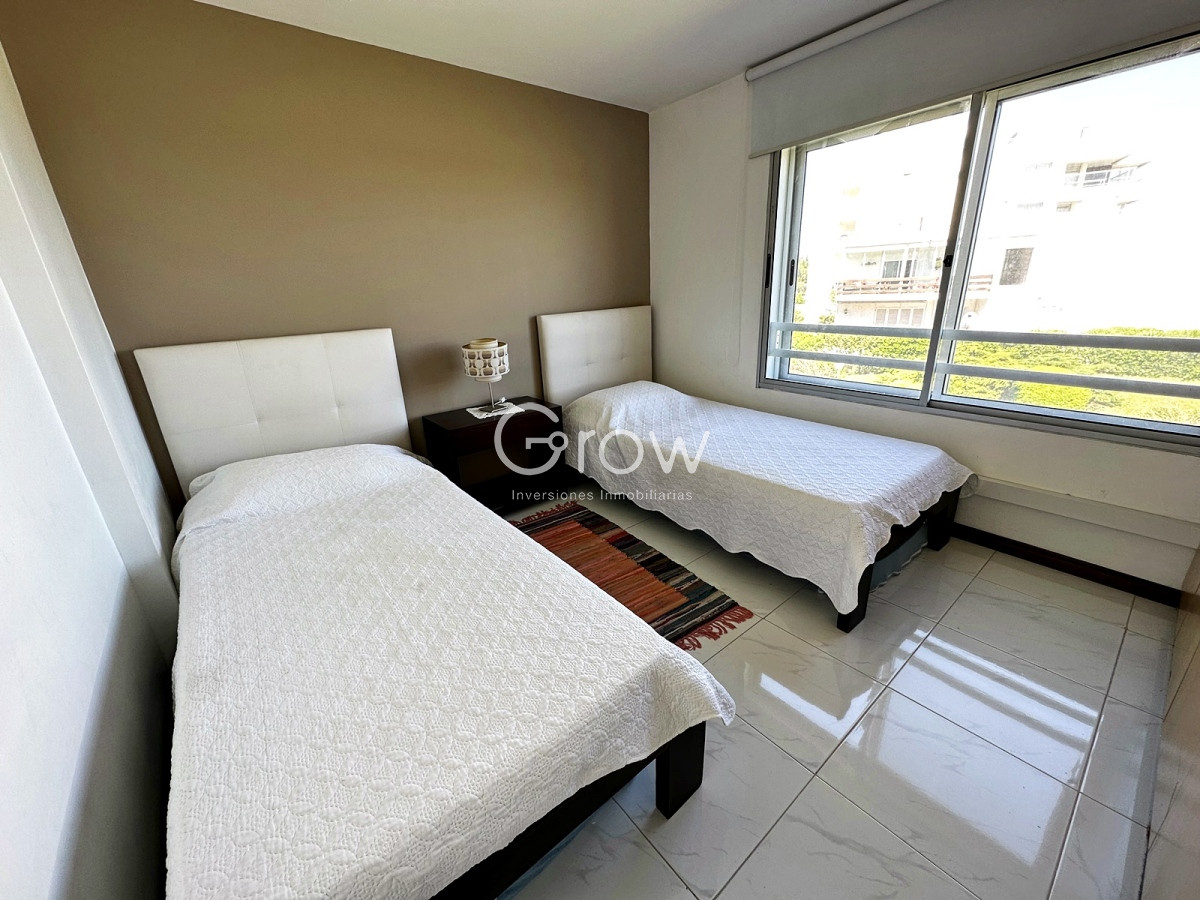 Apartamento ID.966 - PLaya Mansa frente al mar edificio Tauro
