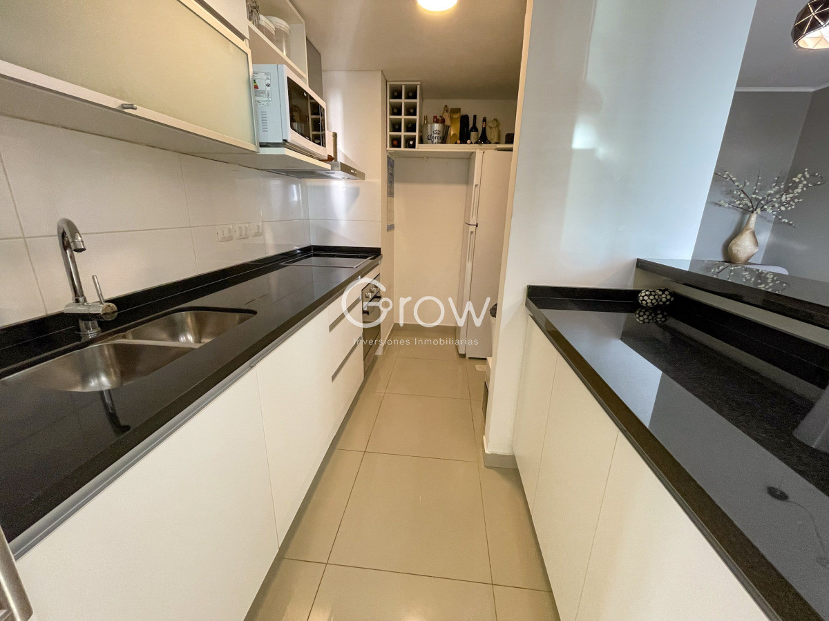 Apartamento ID.3186 - Piso alto con vistas panoramicas a la ciudad, el mar y el atardecer!