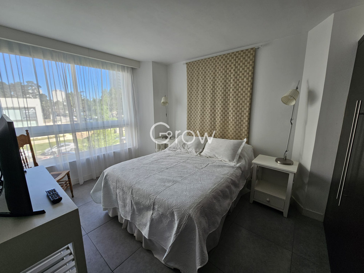 Apartamento ID.2160 - Departamento en torre Yoo alquiler invernal U$S 990