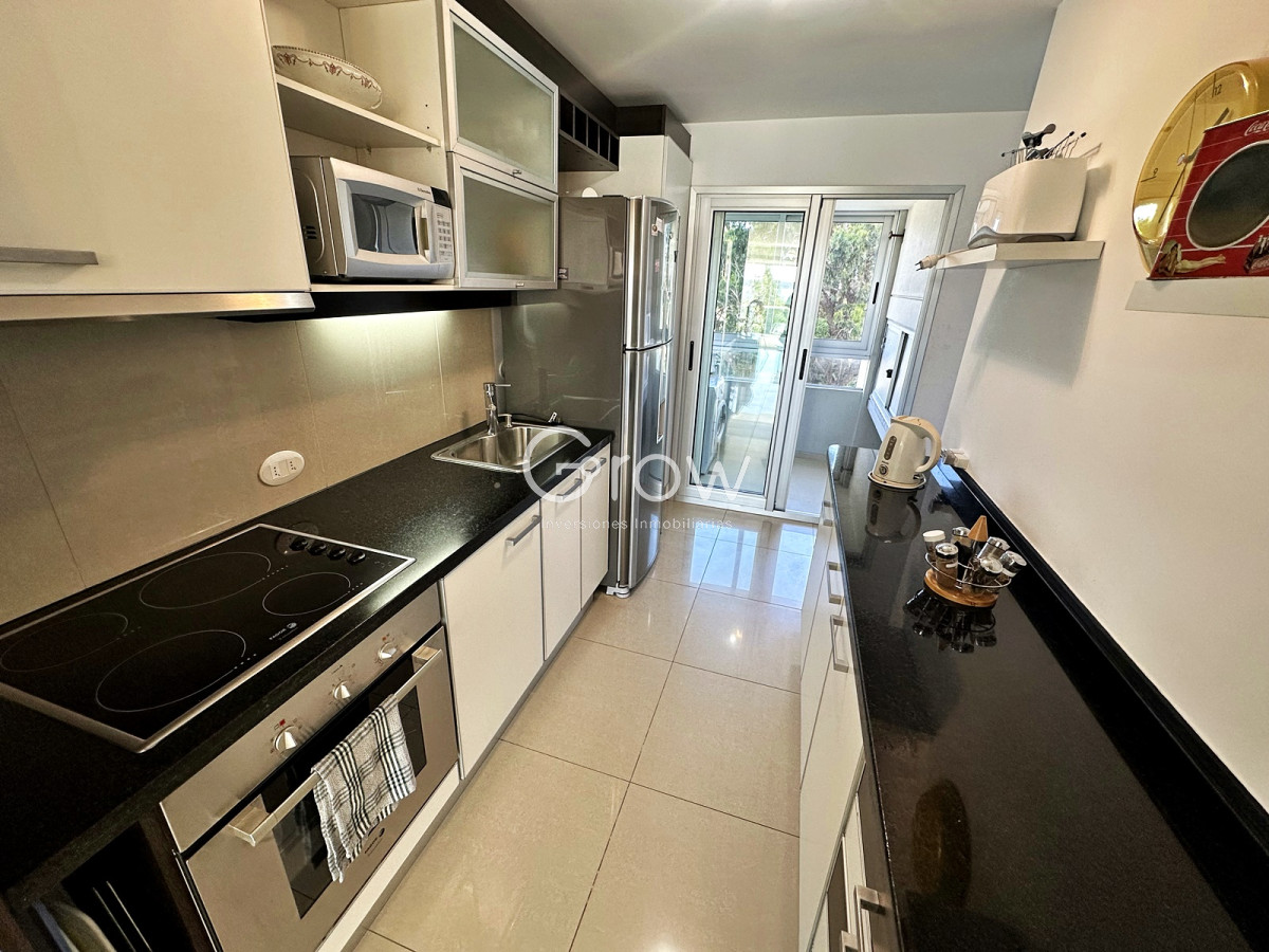 Apartamento ID.3271 - Gala Tower. Pda 4, exclusivo departamento a solo pasos del Mar en Playa Mansa.