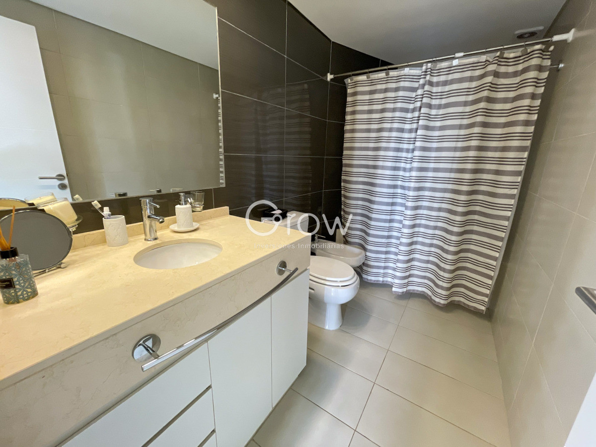 Apartamento ID.3186 - Piso alto con vistas panoramicas a la ciudad, el mar y el atardecer!