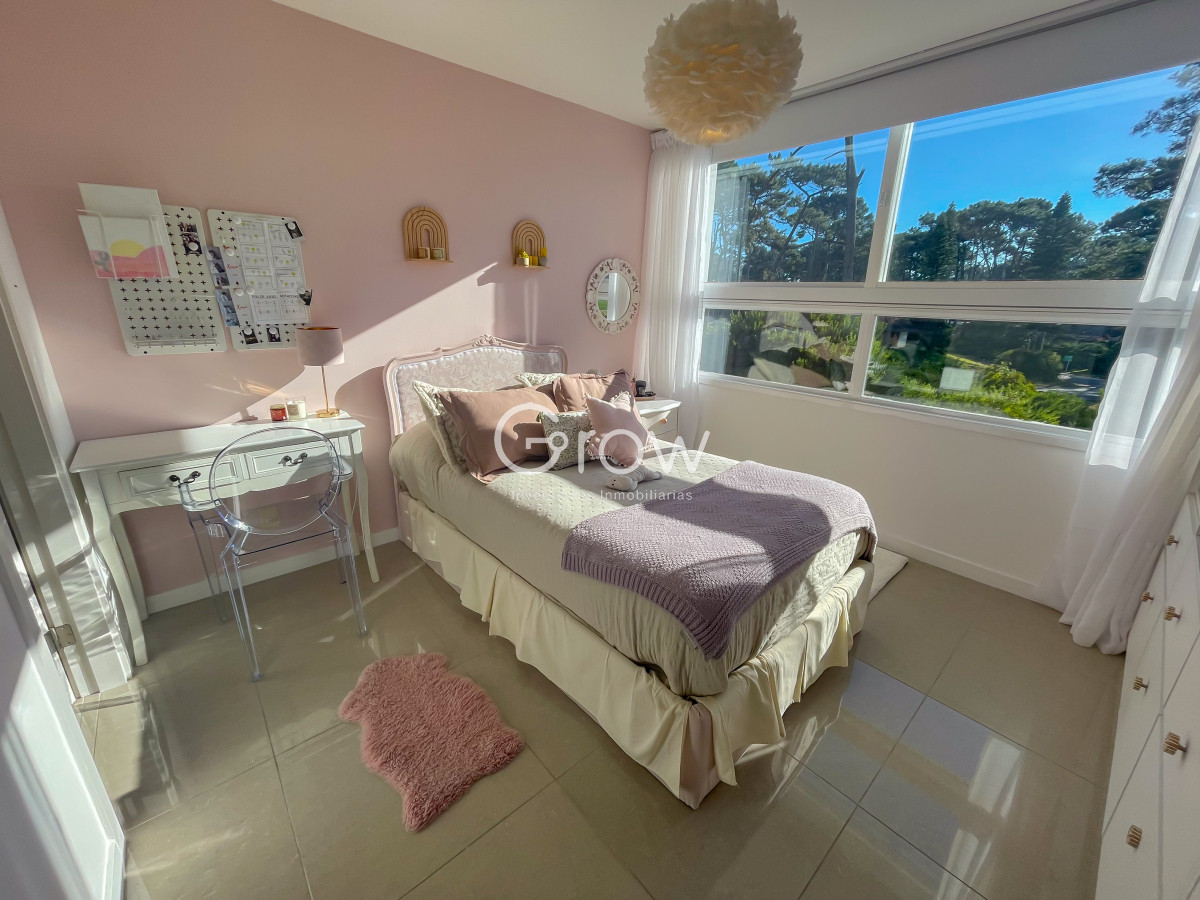 Apartamento ID.2544 -  One, Punta del Este! Exclusivo apartamento a pasos del mar.