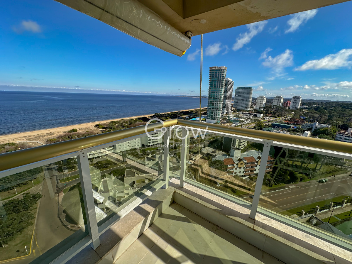 Apartamento ID.3017 - Exclusivo departamento en Torre de categoría en Playa Mansa!