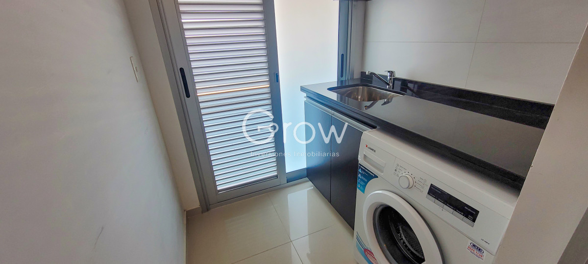 Apartamento ID.2651 - Piso alto frente al mar!