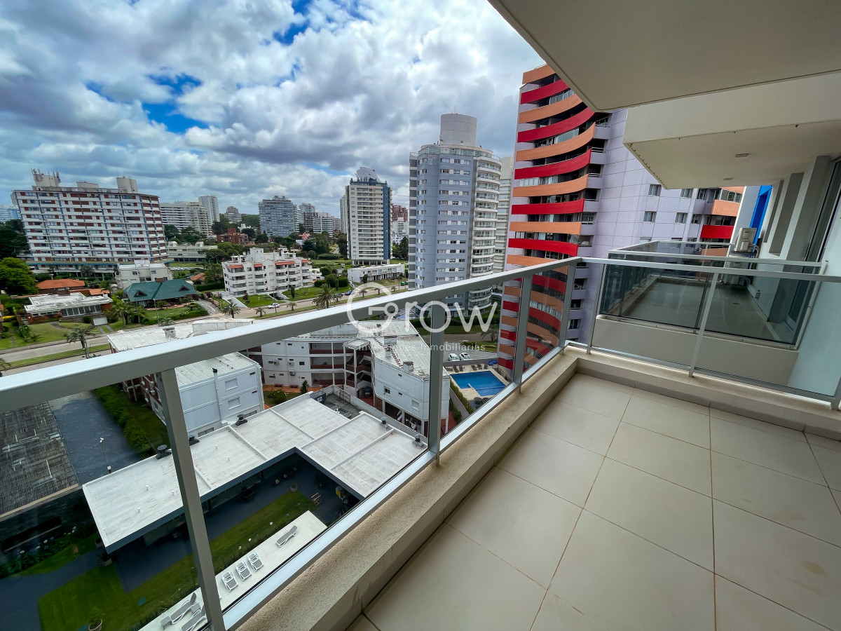 Apartamento ID.2233 - Hermoso apartamento en alquiler de verano, a pasos de Playa Brava
