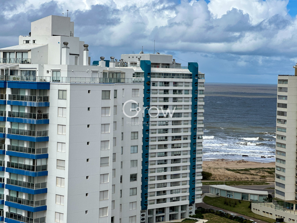 Apartamento ID.3114 - Amplitud y vistas al mar, lo que buscas en un departamento para dis