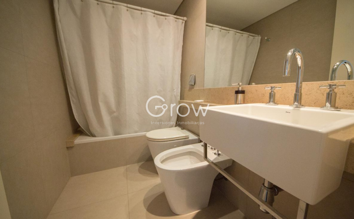 Apartamento ID.2119 - Espectacular Departamento en el Puerto de Punta del Este