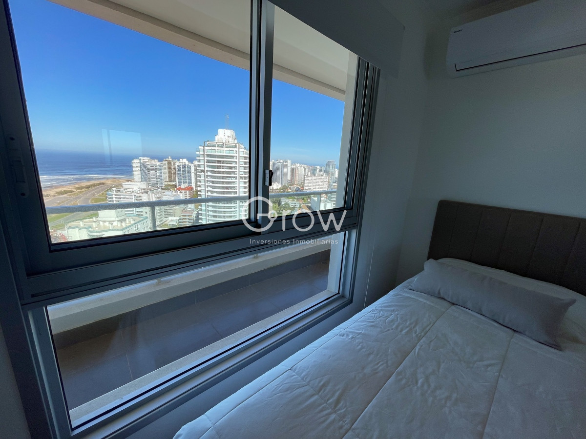 Apartamento ID.1438 - Piso alto con hermosa vista a Playa Brava!