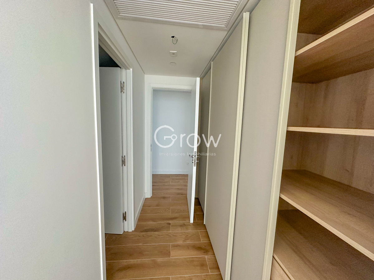 Apartamento ID.2348 - Apartamento en exclusiva Torre de Punta del Este!