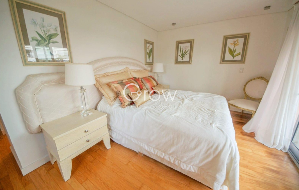 Apartamento ID.2119 - Espectacular Departamento en el Puerto de Punta del Este