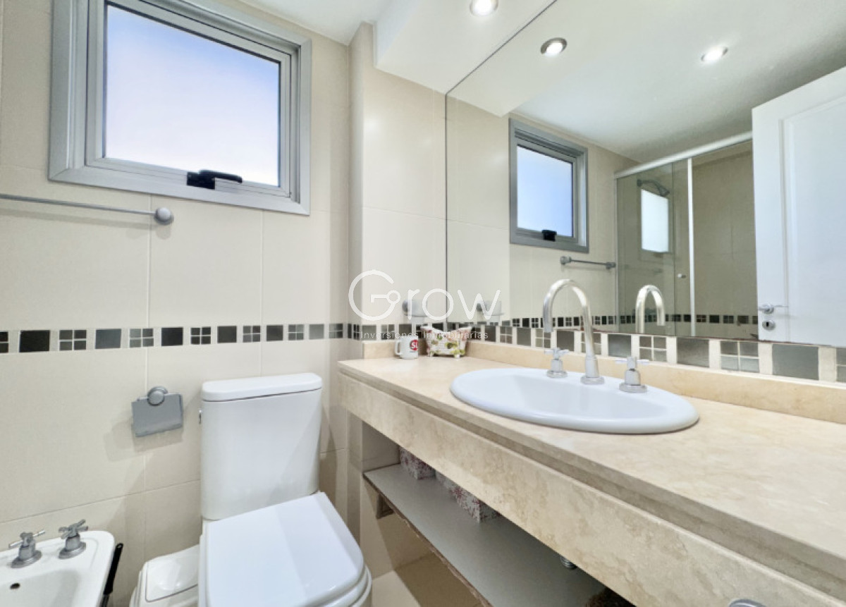 Apartamento ID.3248 - Con vistas a playa mansa y a metros del mar 