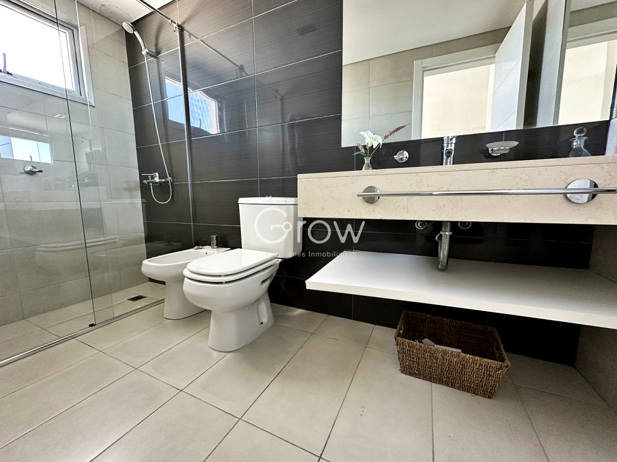 Apartamento ID.3272 - Exclusivo Penthouse en Torre Wind Tower. 