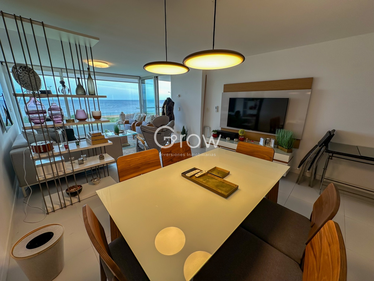 Apartamento ID.1795 - Exclusivo departamento en primera línea de Playa Mansa