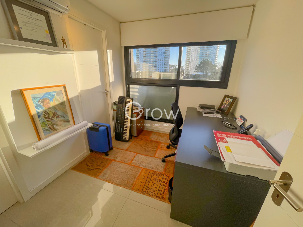 Apartamento ID.2544 -  One, Punta del Este! Exclusivo apartamento a pasos del mar.