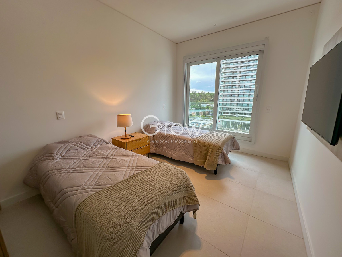 Apartamento ID.2283 - Exclusivo Le Parc IV en Playa Brava!