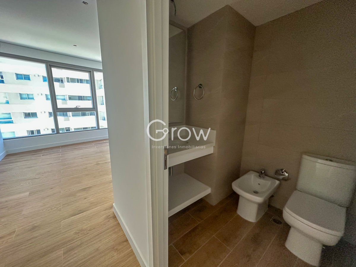 Apartamento ID.2348 - Apartamento en exclusiva Torre de Punta del Este!
