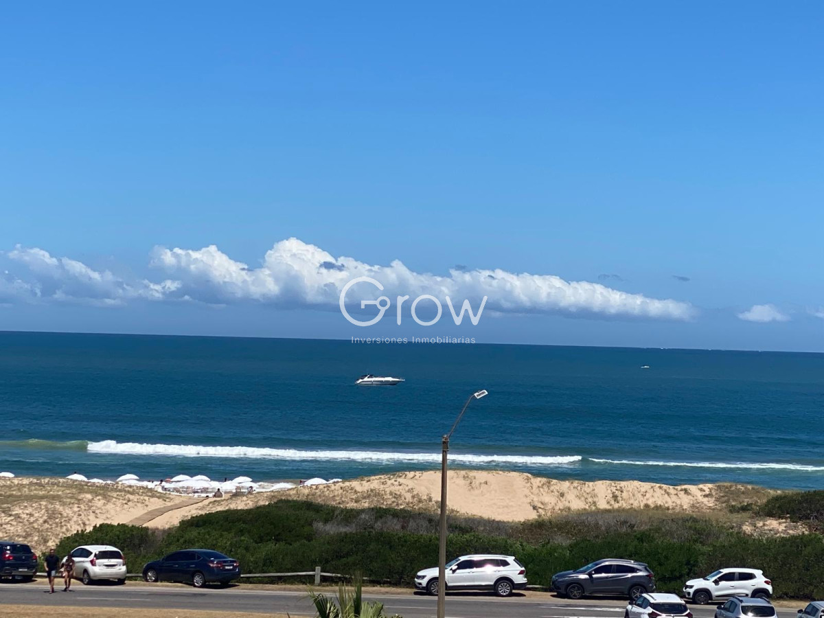 Apartamento ID.2890 - Tiburón 3, Marca registrada frente al Mar en Playa Brava