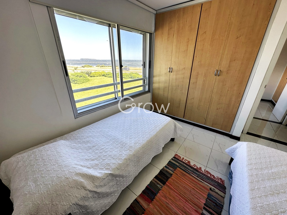 Apartamento ID.966 - PLaya Mansa frente al mar edificio Tauro