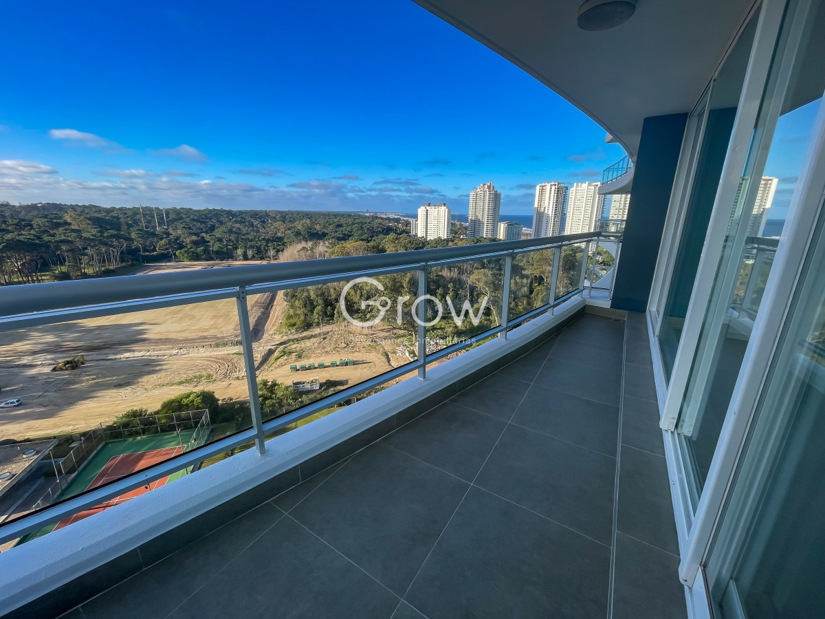 Apartamento ID.1833 - Piso alto en exclusiva Torre de Punta del Este.