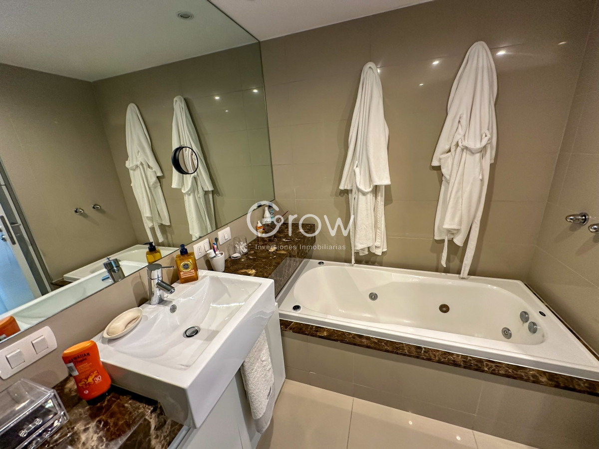 Apartamento ID.1664 - TIBURON III - categoría frente al mar 