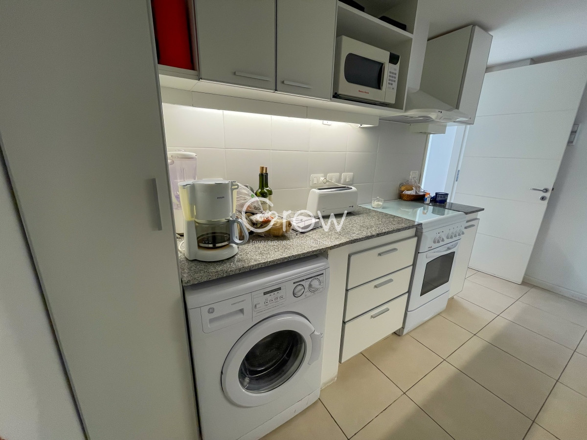 Apartamento ID.2053 - Hermoso apartamento esquinero en Playa Mansa!