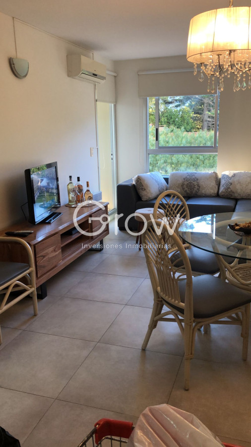 Apartamento ID.3274 - Departamento en alquiler sobre AV Roosevelt. 