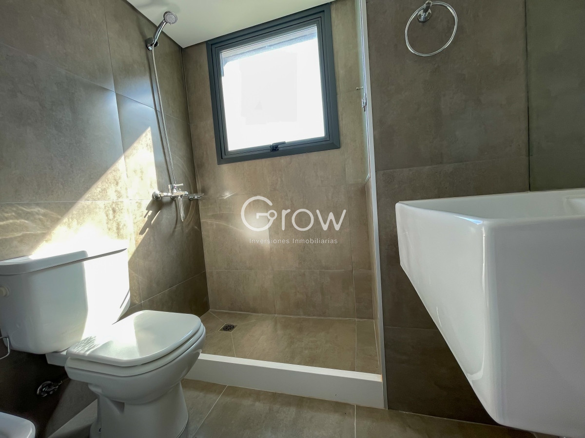 Apartamento ID.1735 - Apartamento a estrenar en piso alto, Playa Brava!