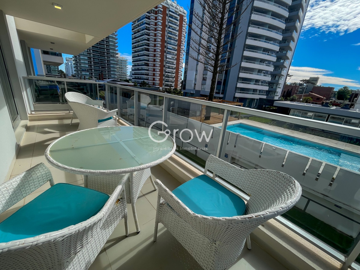 Apartamento ID.1904 - Arenas del Mar II - 2 dormitorios y medio con 2 baños en alquiler