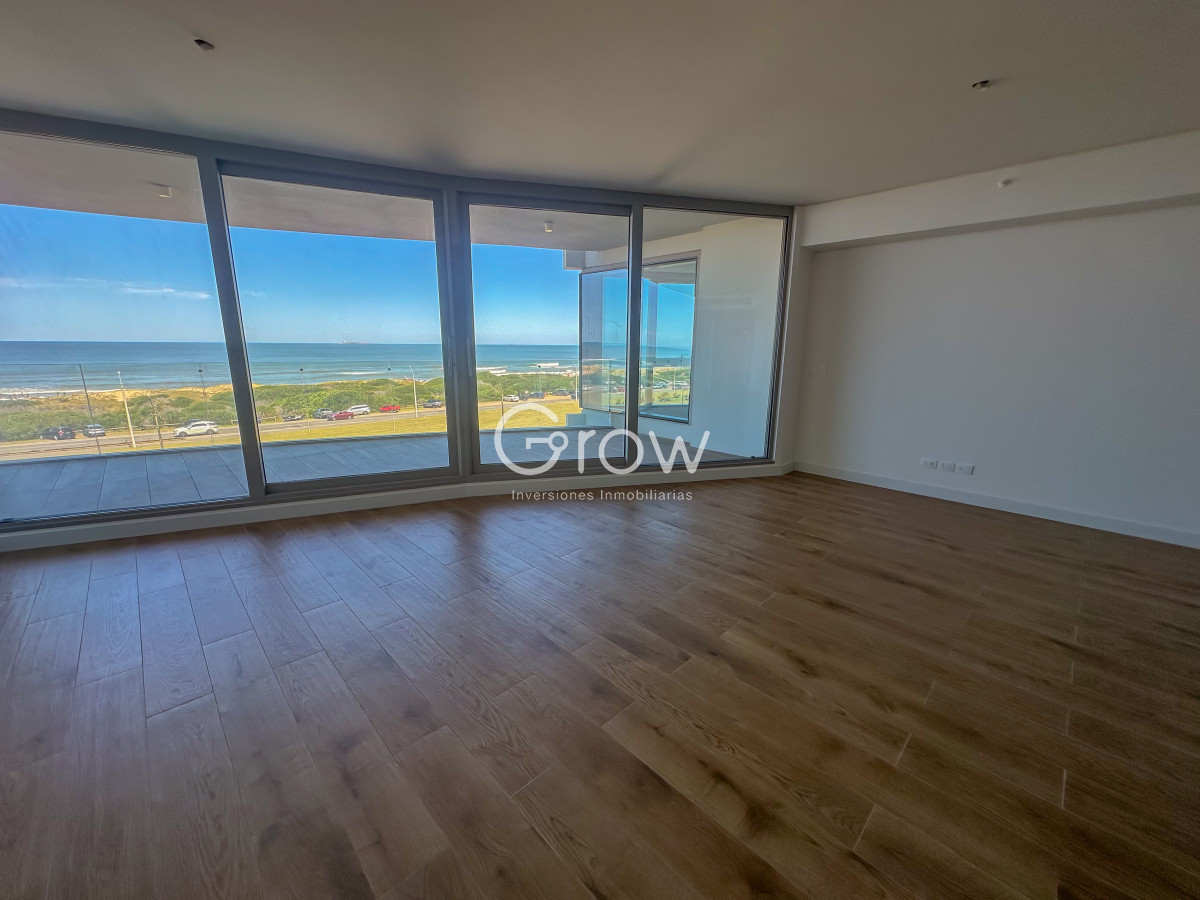 Apartamento ID.2348 - Apartamento en exclusiva Torre de Punta del Este!