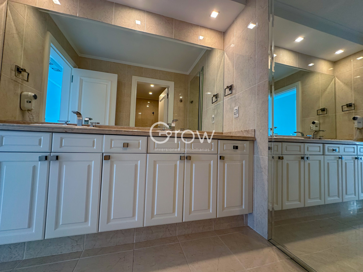 Apartamento ID.3017 - Exclusivo departamento en Torre de categoría en Playa Mansa!