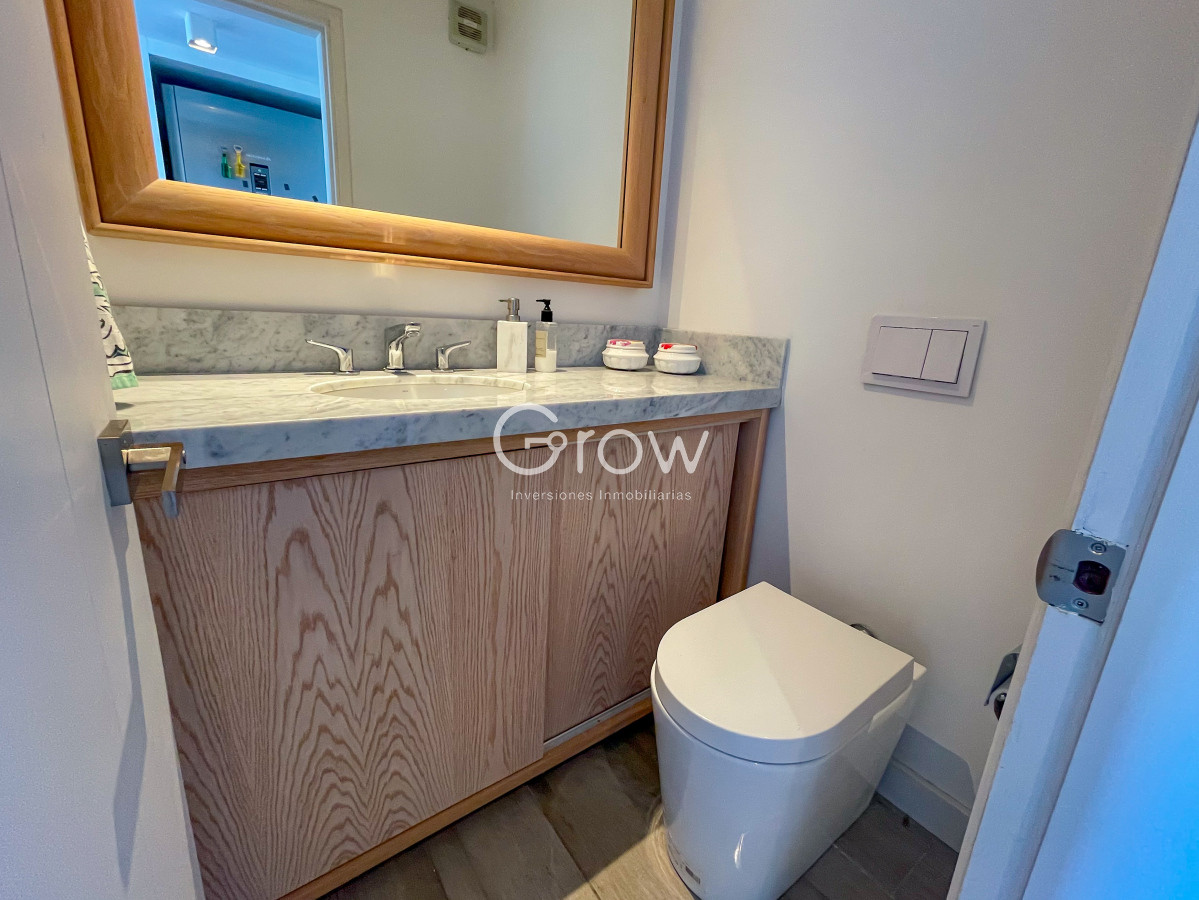 Apartamento ID.2436 - Exclusivo Penthouse duplex, cerca de todo, Av Roosevelt, Punta del Este!