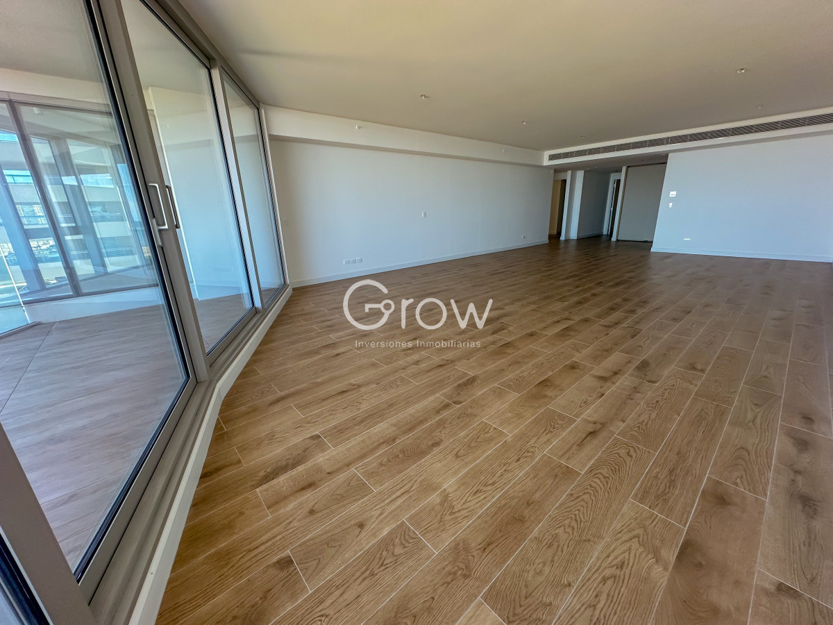 Apartamento ID.2348 - Apartamento en exclusiva Torre de Punta del Este!