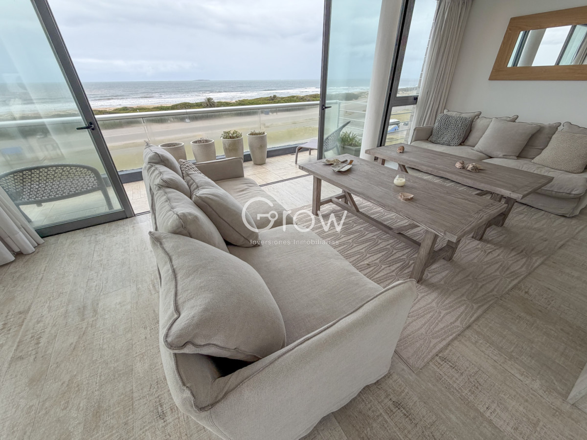 Apartamento ID.3570 - Exclusivo Penthouse en primera línea de Playa Brava