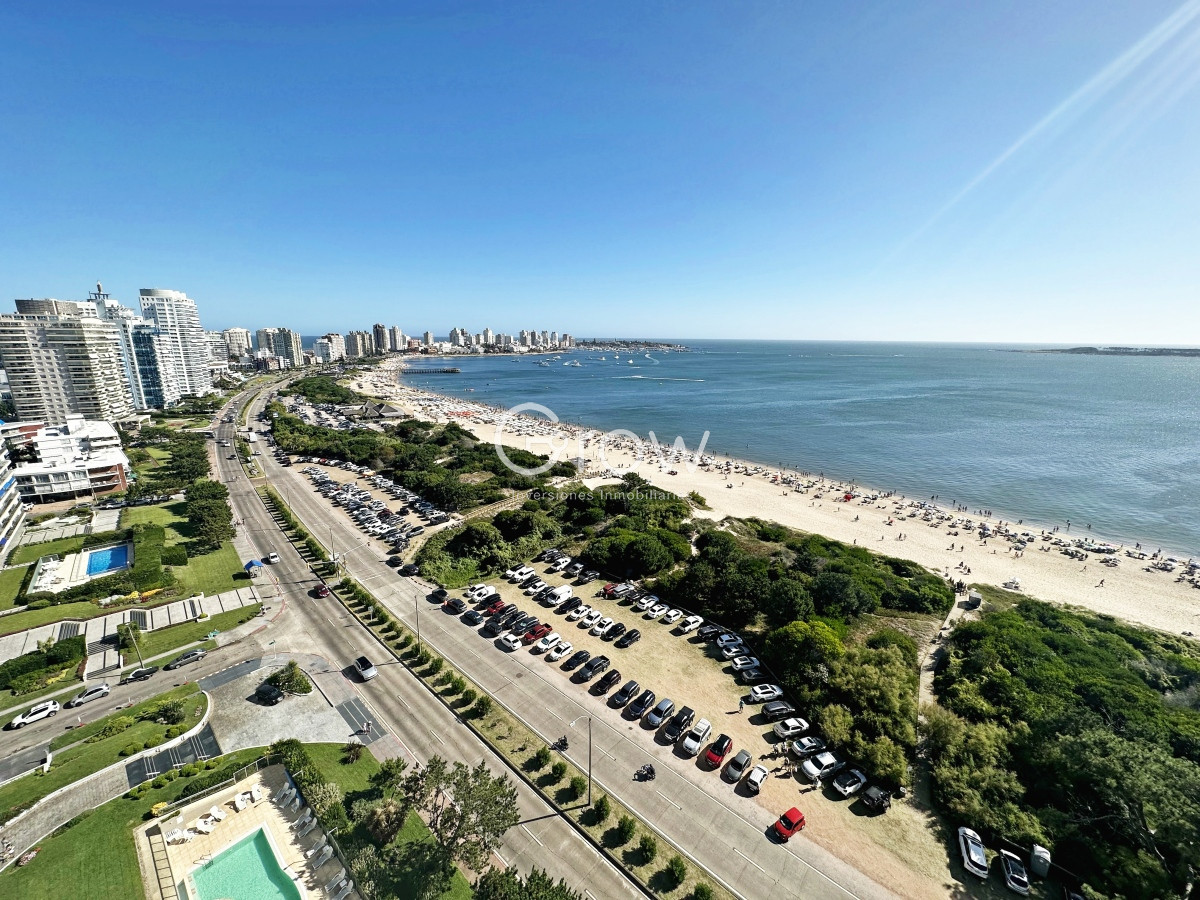 Apartamento ID.1172 - Penthouse en primera linea de Playa Mansa
