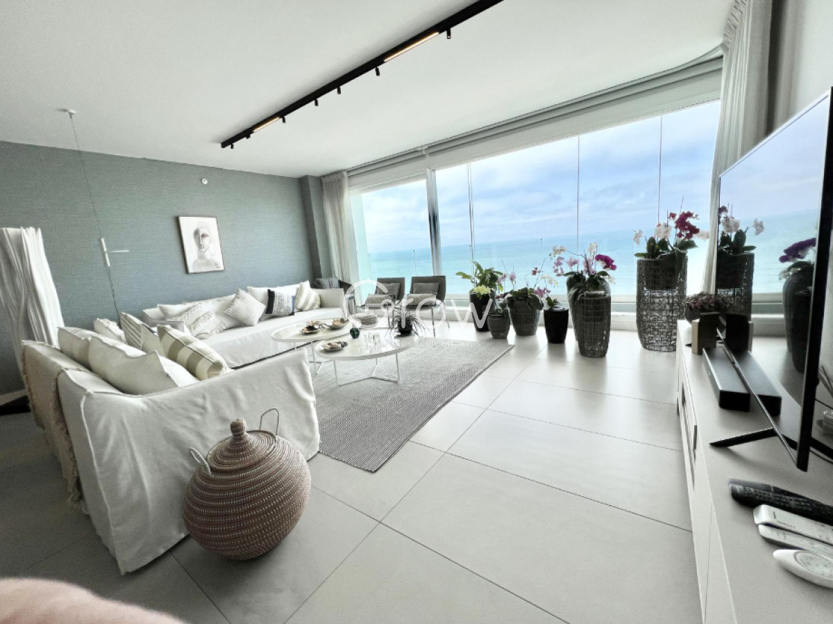 Apartamento ID.2244 - Exclusivo apartamento en primera linea de Playa Brava!