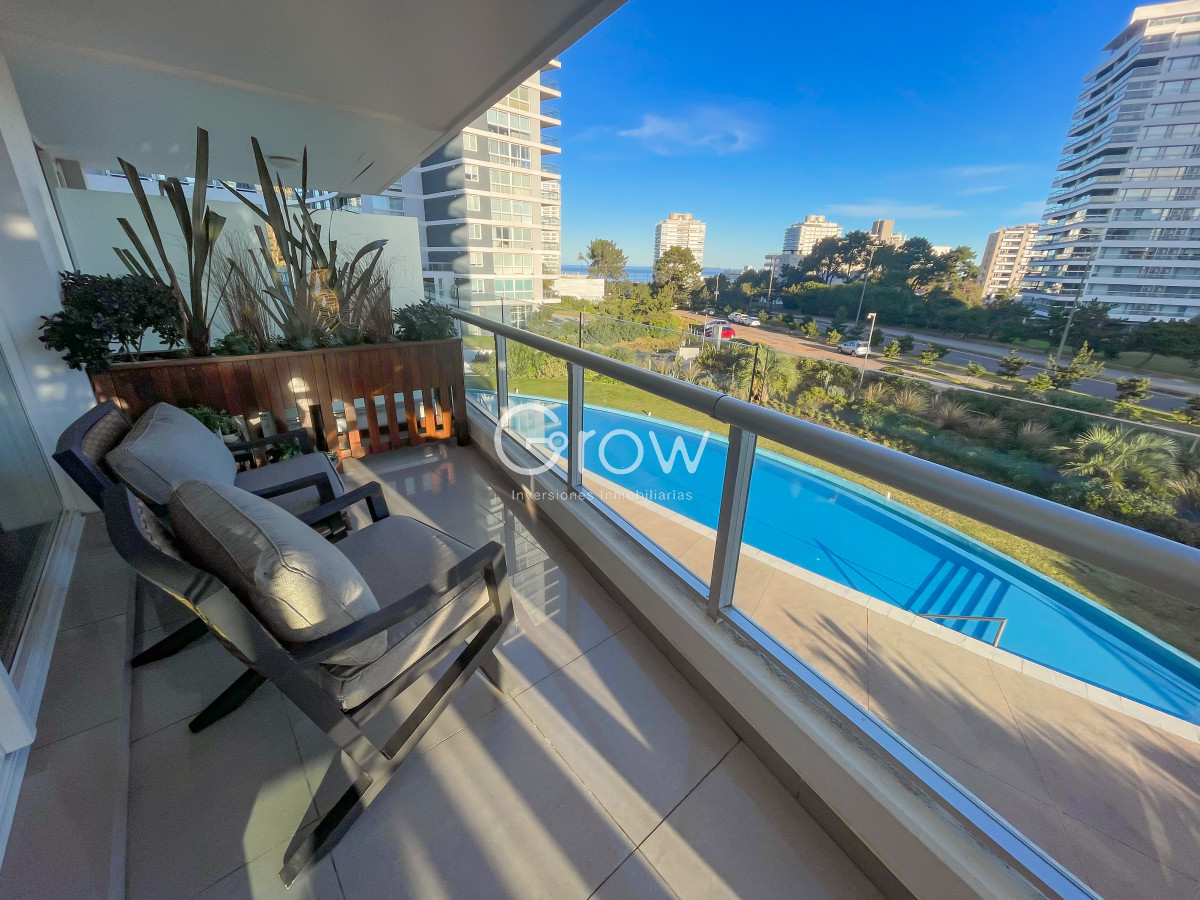 Apartamento ID.2544 -  One, Punta del Este! Exclusivo apartamento a pasos del mar.