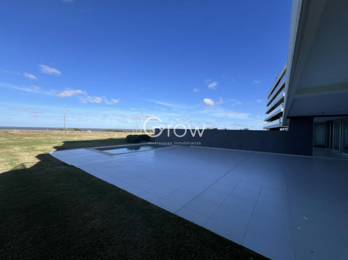 Apartamento ID.3688 - Edificio Tiburón Terrazas Océano - Planta baja con piscina propia a estrenar 