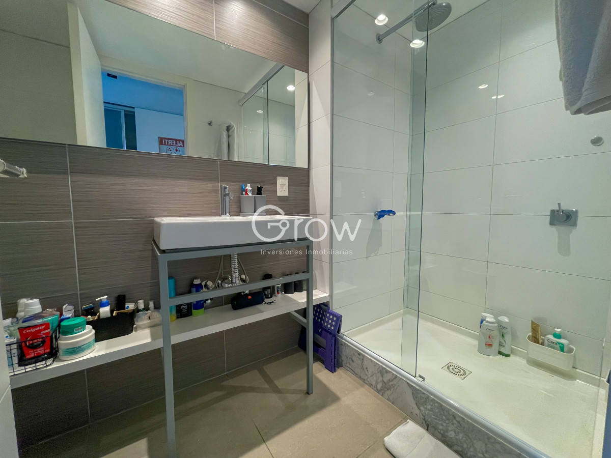 Apartamento ID.2544 -  One, Punta del Este! Exclusivo apartamento a pasos del mar.