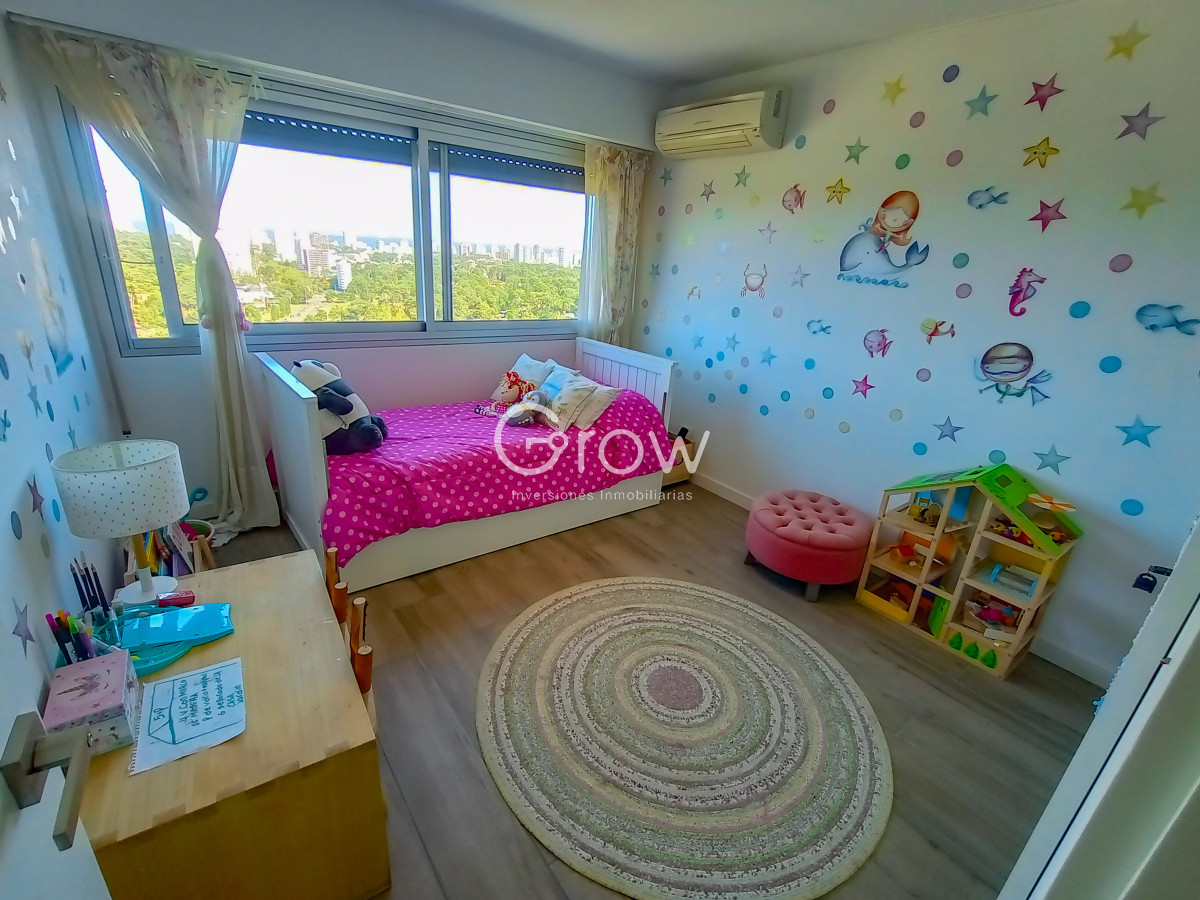 Apartamento ID.2436 - Exclusivo Penthouse duplex, cerca de todo, Av Roosevelt, Punta del Este!