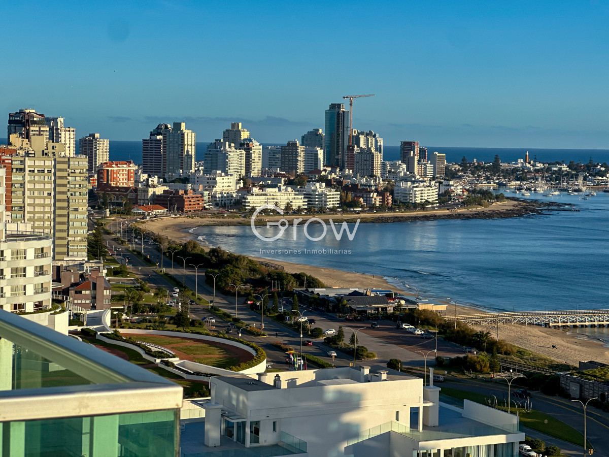 Apartamento ID.2828 - Exclusivo piso alto en Playa Mansa!