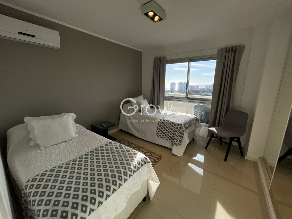 Apartamento ID.3186 - Piso alto con vistas panoramicas a la ciudad, el mar y el atardecer!