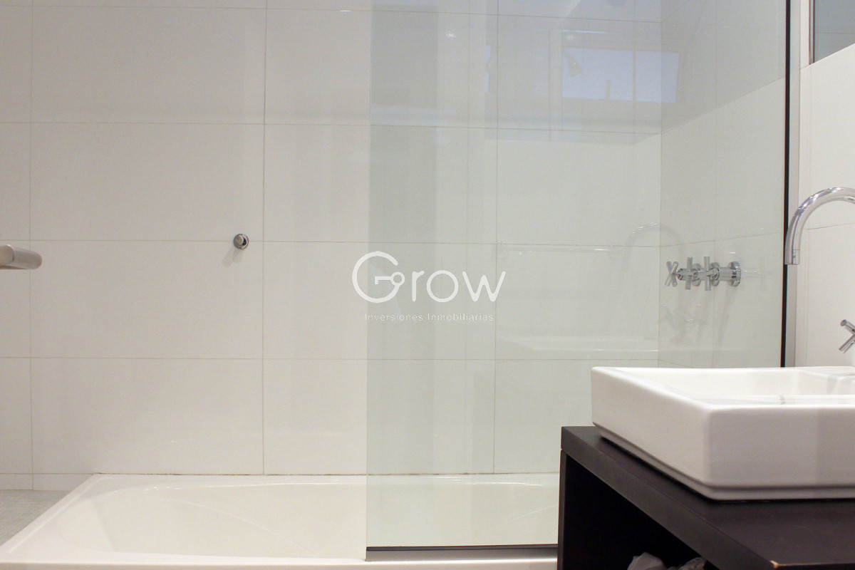 Apartamento ID.3429 - Excelente departamento frente al mar en Brava 28